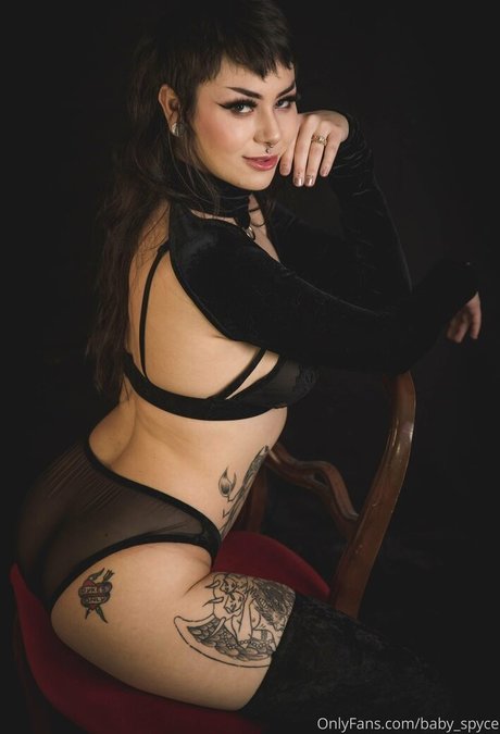 Synthia Valentine best pornstar picture