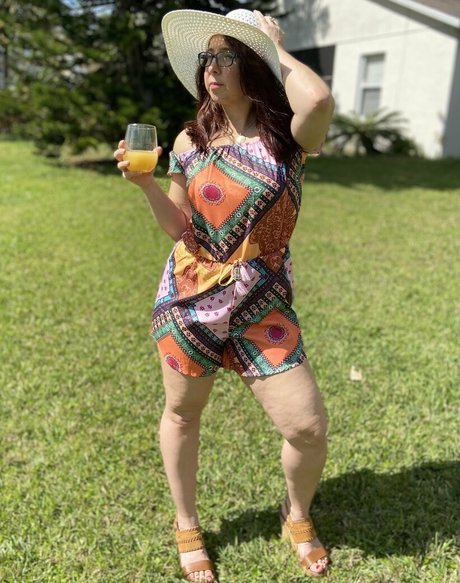 Sapphire Coxxx sex model photos