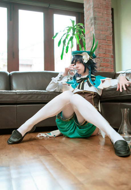 Poisonne hot star galleries