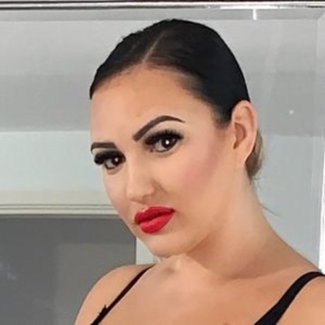 noirsahara sexy model pictures