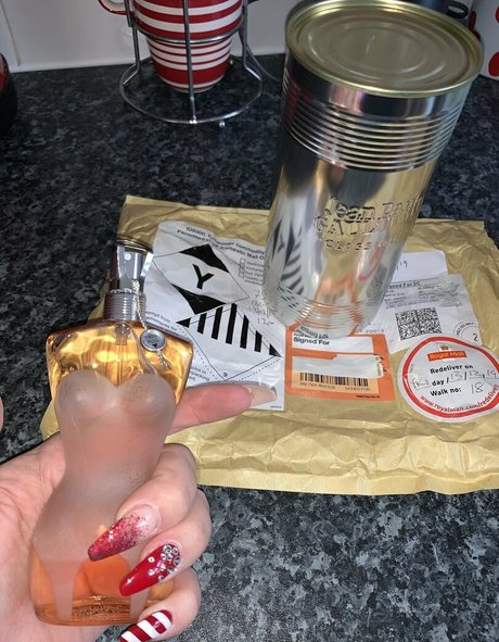 noirsahara xxx actress pic