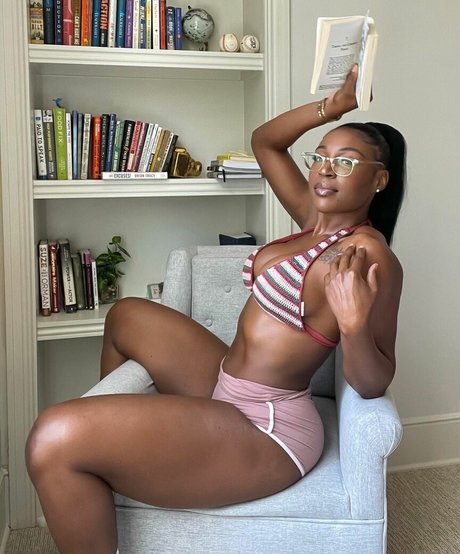 Morgan Dawson high quality model galleries