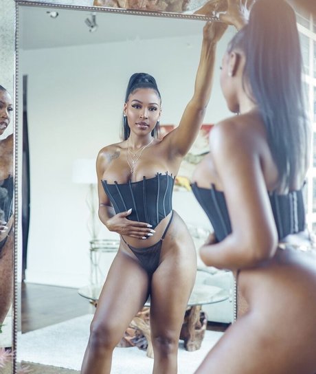 Morgan Dawson xxx model picture