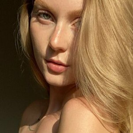 Shelby Serene best model pics