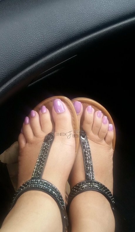 THEDCFOOTQUEEN pornstar sexy images