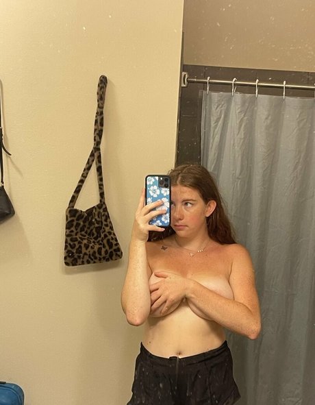 Haiden Taylor_ erotic actress photo