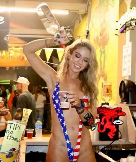 Midskarinnoelle model high quality archive