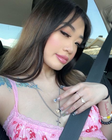 blowxqueen model hd images