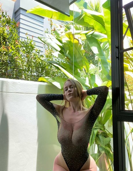 loujeenxxx beautiful star pictures