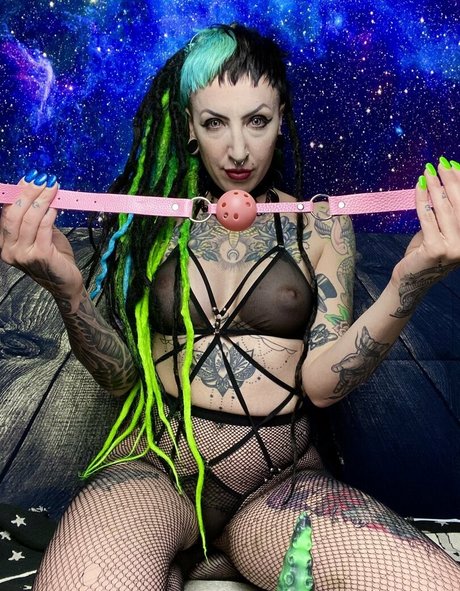 elfspitfree star xxx galleries