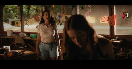 Emily Rudd model beautiful pictures