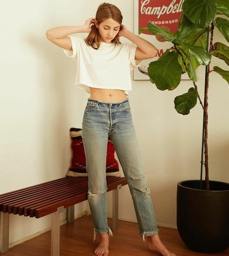 Emily Rudd model porn pictures