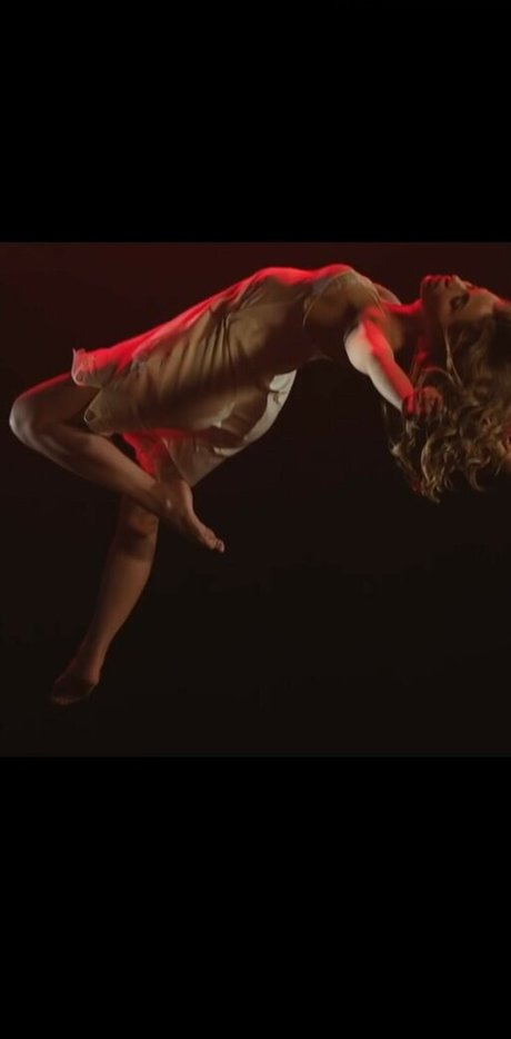 Emily Rudd pornstar perfect pictures