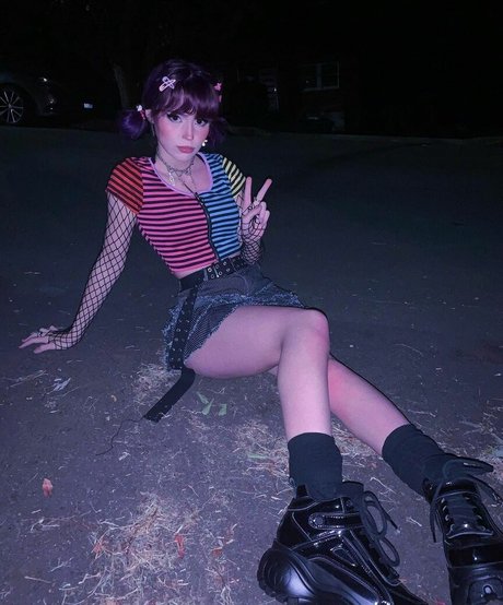 Mia Rodriguez sexy pornstar pics