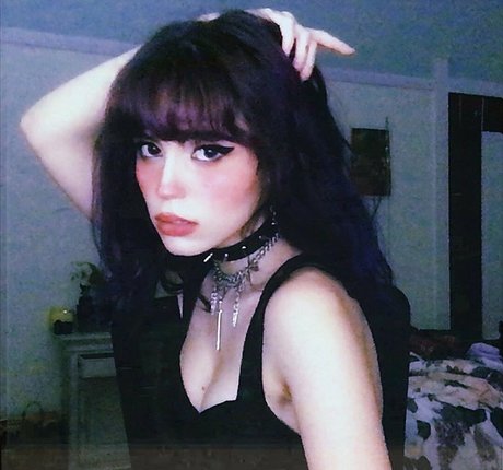 Mia Rodriguez pornstar nude photo