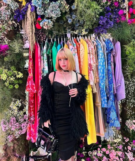 Mia Rodriguez nude model pic