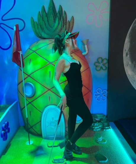 Mia Rodriguez free star photo