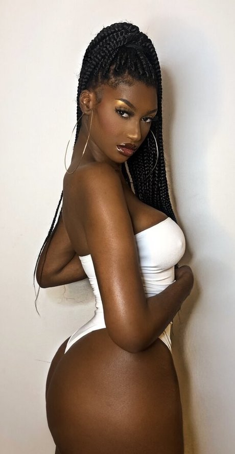 Elinda San star high quality pic