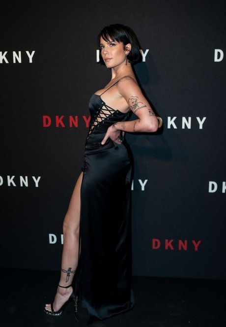 Halsey model sexy images