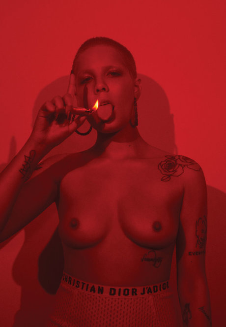 Halsey nudes model images
