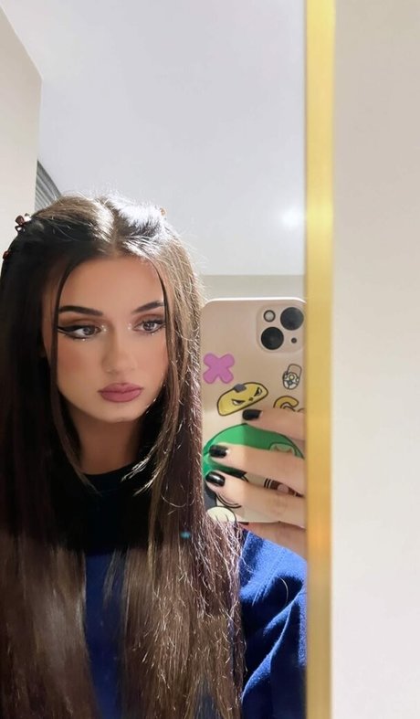 Ailincia art star pictures