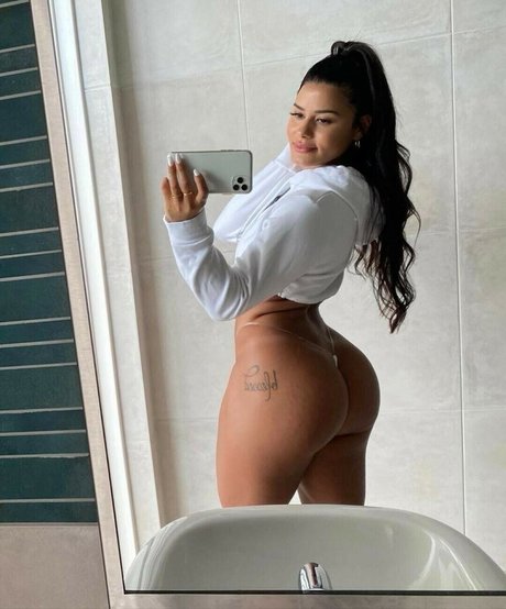 Katya Elise Henry naked model pic
