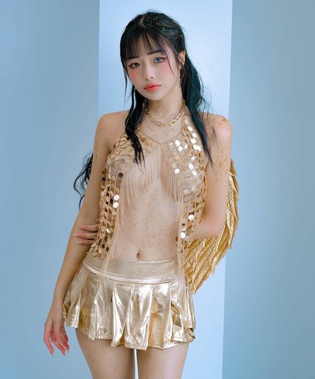 Ero Mei porn model images