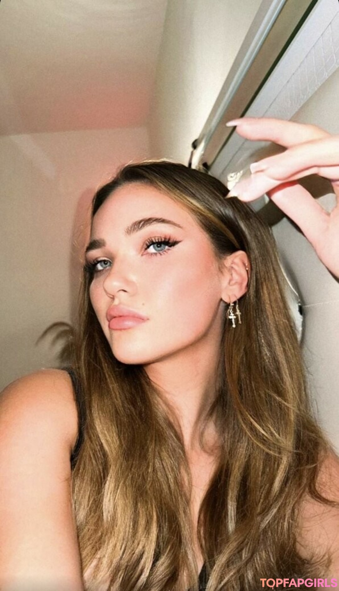 Alyssa Mckay model hd pics