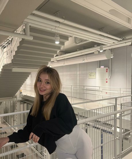 Alyona Bobrova pornstar high quality img