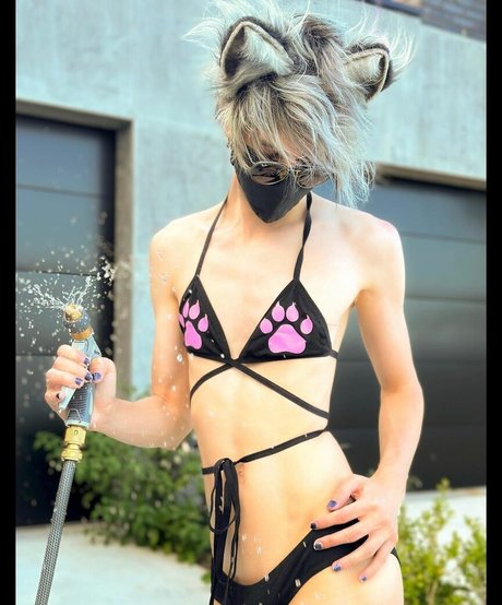 FemboyPup star top photos