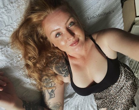 LittleRed x high quality pornstar photo