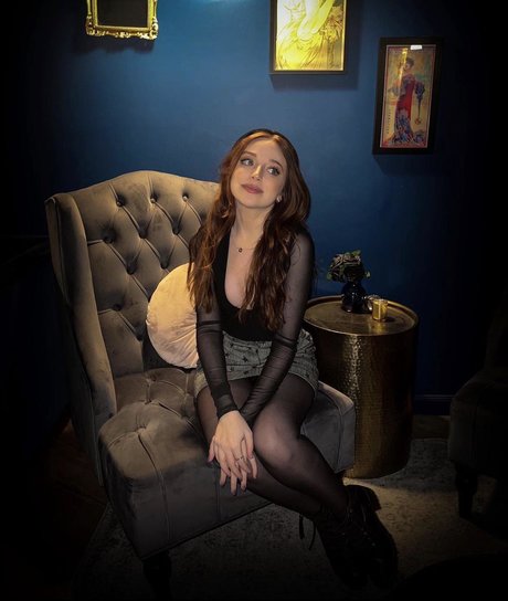 Ellie Schnitt pornstar hot img