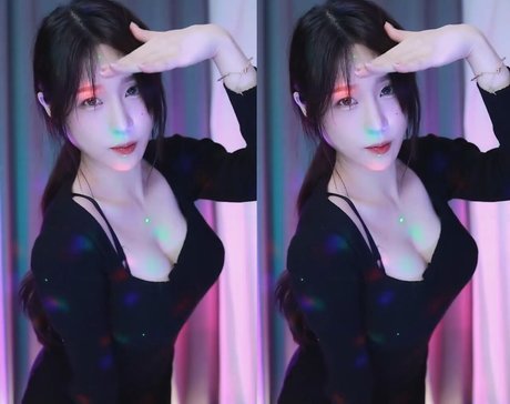 woohankyung model high quality image