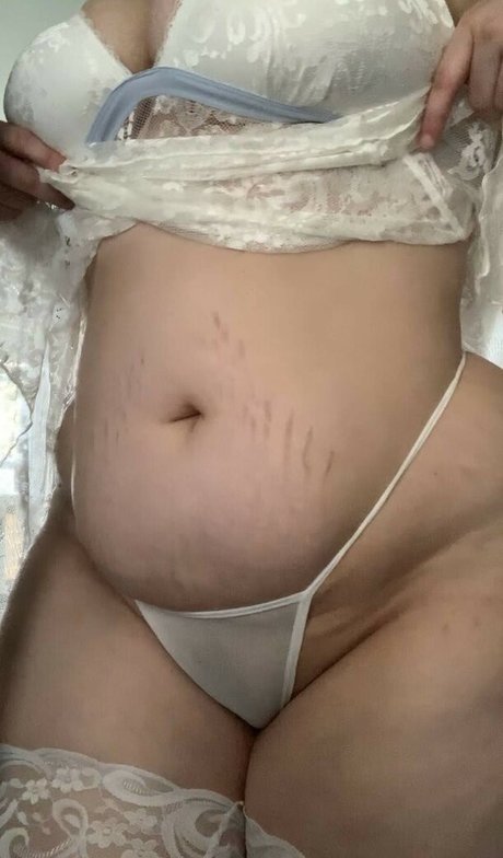 Moyumii star erotic picture