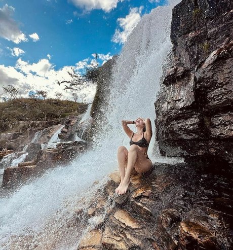 Ana Clara Lima model pretty images