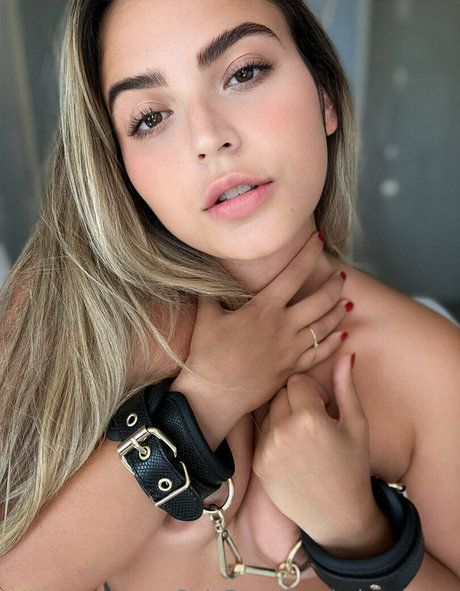 Ariana Van X nudes star pic