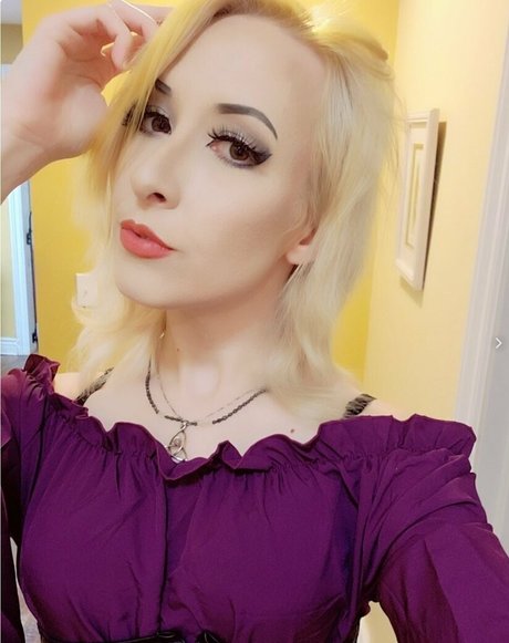 freeeroticneko star top images