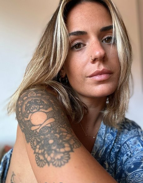 lanamonroexo star exclusive gallery