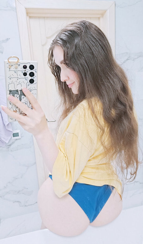 KittyKlaw ASMR perfect model photos