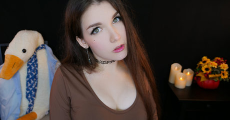 KittyKlaw ASMR pornstar top pic
