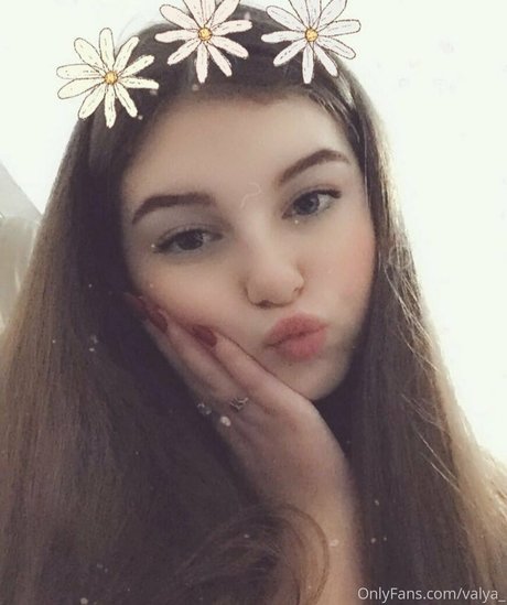 valya_ sexy star gallery