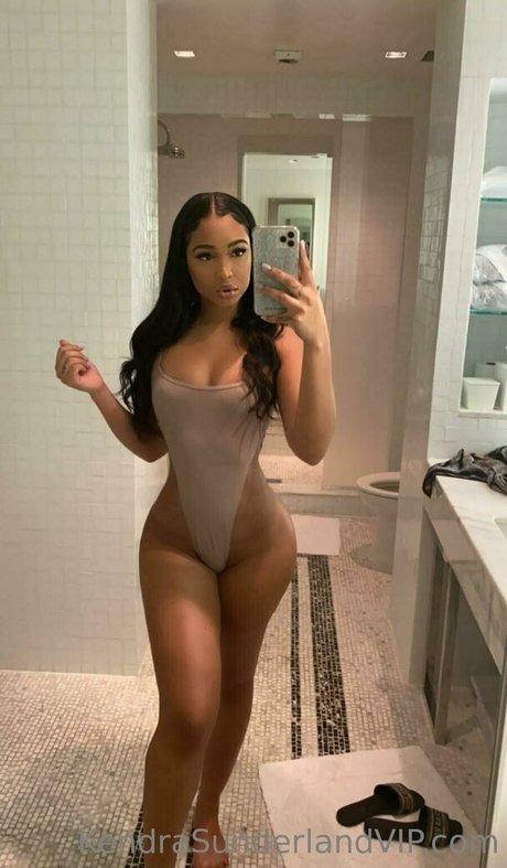KendraSunderland star pornographic gallery