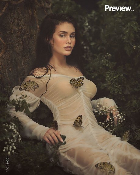 Ivana Alawi pornstar hd pic