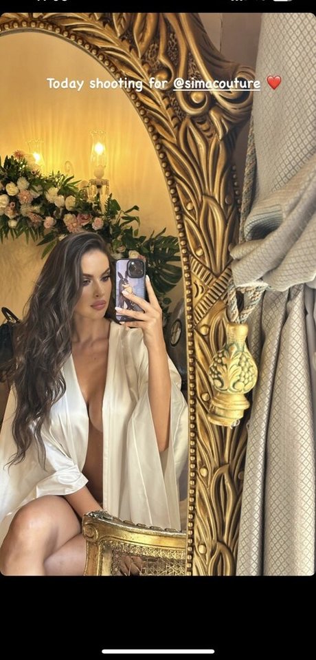 Oriola Marashi sex pornstar photo