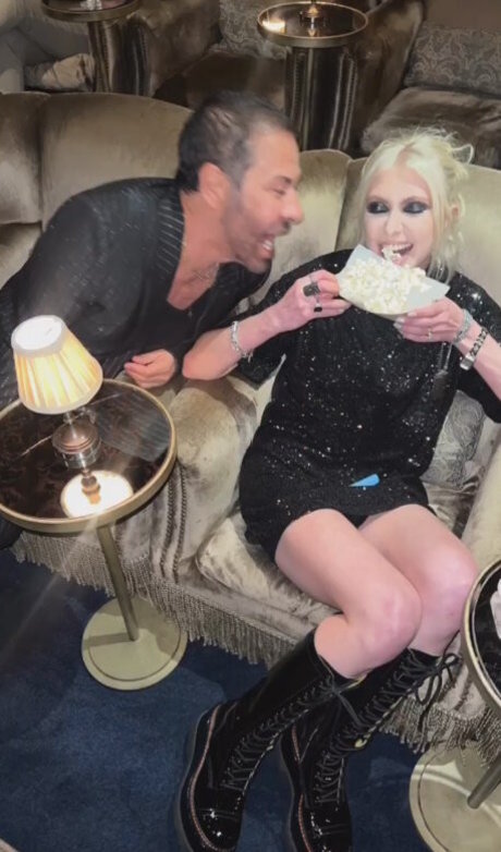 Taylor Momsen pornstar art galleries