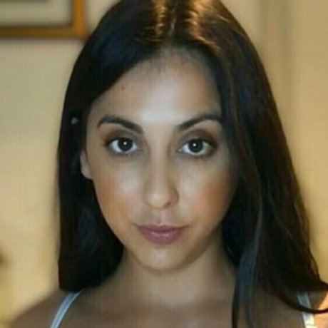 lolastars model top photo