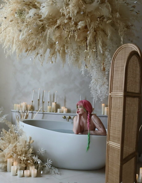 avafreaks erotic actress galleries