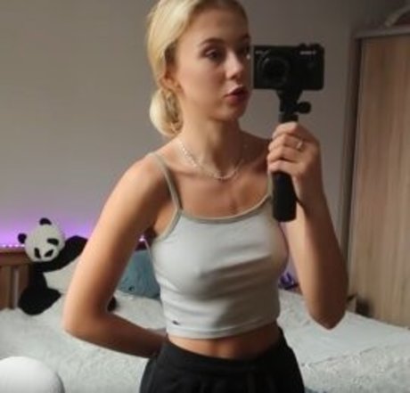 Mary Lvk top model gallery