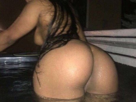 Tootatis model sex pic