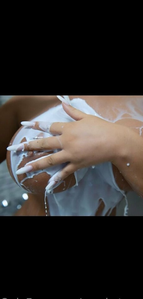 sarahstonnee pornstar beautiful photo